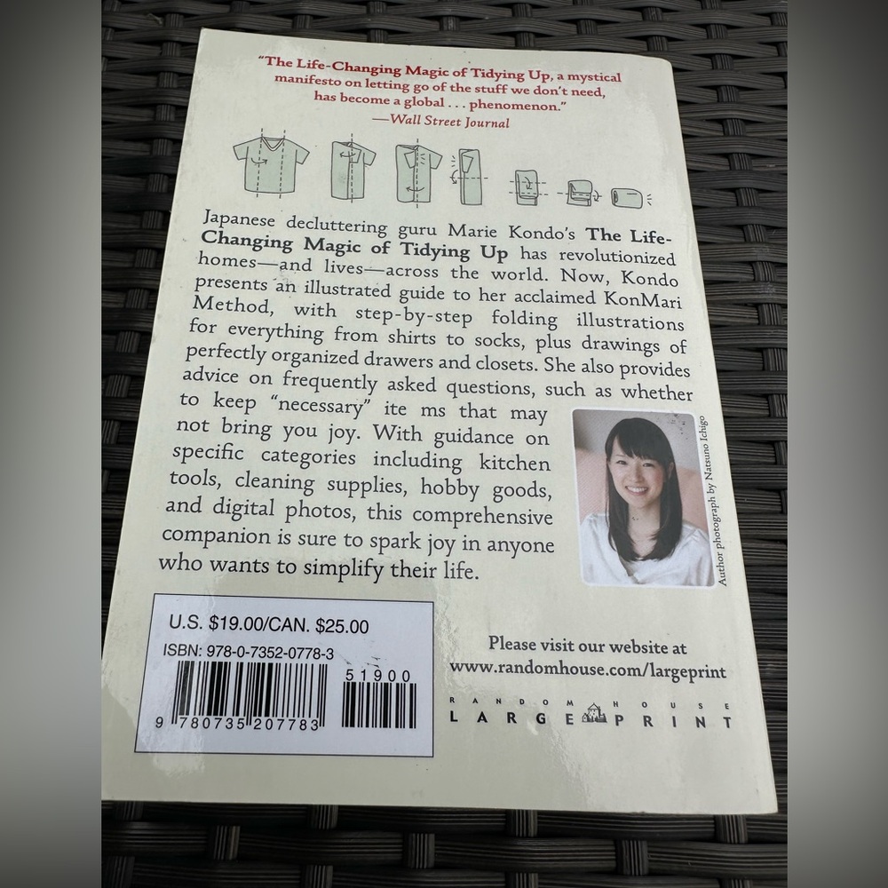 Marie Kondo Book Set: Spark Joy and The Life Changing Magic Art of Tidying Up - Picture 6 of 7